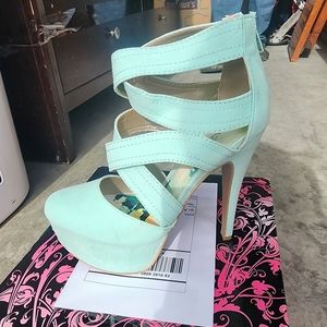Cupid mint green strappy stilettos  size 7.